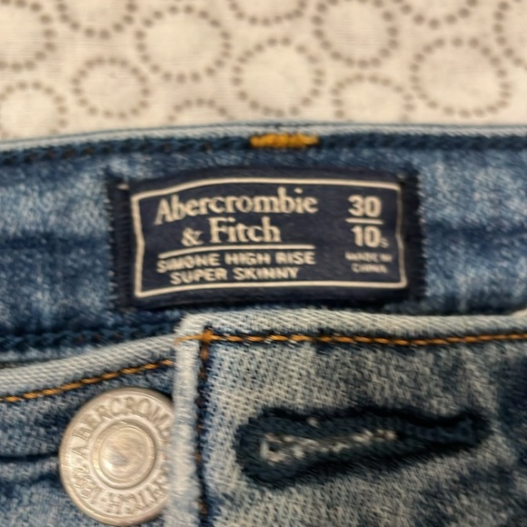 Abercrombie & Fitch Denim Jeans - Picture 4 of 5